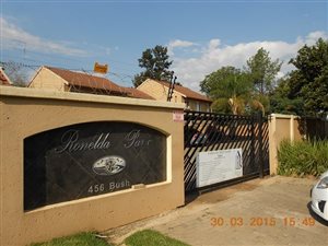 2 Bedroom Simplex in Willow Park Manor
