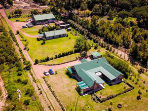 4 Bed House in Somerset West Central