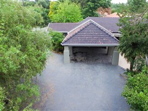 6 Bed House in Rynfield