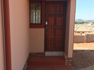 3 Bedroom House in Amandasig