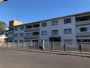 1 Bed Flat in Sanlamhof