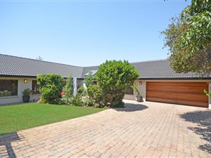 4 Bed House in Bergbron