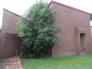 2 Bedroom Townhouse in Willow Park Manor
