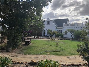 2.9 ha Farm in Bot River