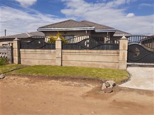 3 Bed House in Madadeni