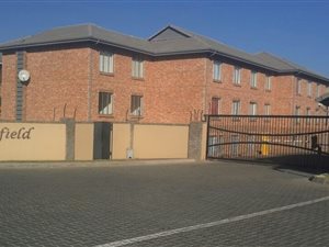 2 Bed House in Halfway House