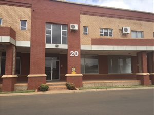 772 m² Retail Space in Hennopspark
