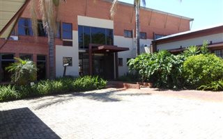 690 m² Office Space in Highveld