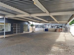 2000 m² Commercial space in Oranjesig