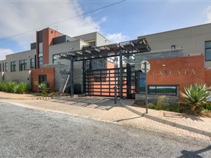 3 Bed Cluster in Abbotsford