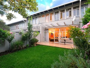 3 Bed Townhouse in Illovo