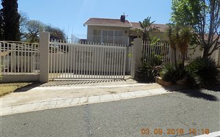 3 Bedroom House in Mondeor