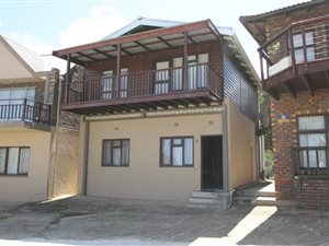 3 Bed House in Keurboomstrand