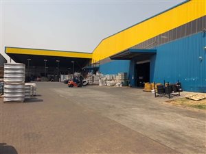 9853 m² Industrial space in Vosloorus
