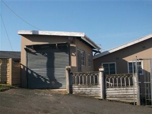 5 Bed House in Woodhurst