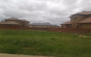 896 m² Land available in Savannah Country Estate