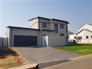 3 Bed Duet in Zambezi Manor Estate