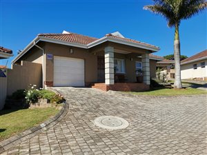 2 Bed Townhouse in Beacon Bay