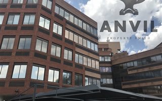 118 m² Office Space in Olievenhoutbos