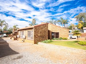 305 m² Office Space in Moreleta Park