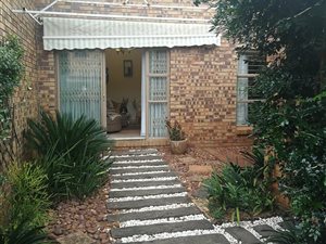 2 Bed Duplex in Silverton