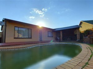 4 Bed House in Van Dyk Park