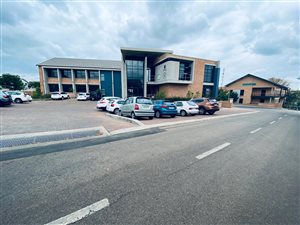90 m² Commercial space in Tijger Valley and surrounds