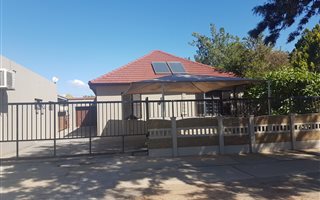 4 Bedroom House in Worcester and surrounds