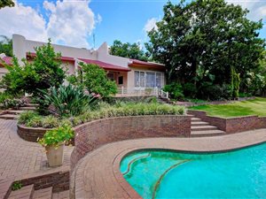 4 Bed House in Bryanston