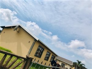 2 Bed House in Montclair