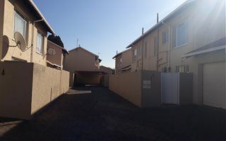 2 Bedroom Duplex in Beyers Park