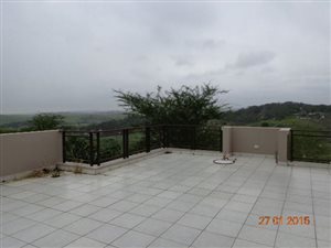 3 Bed Apartment in Palm Lakes Estate