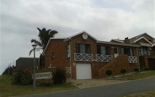 3 Bedroom Townhouse in Hartenbos