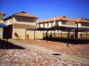 2 Bed Apartment in Claremont