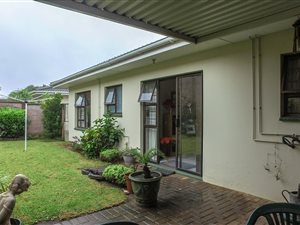 2 Bedroom Townhouse in Gonubie