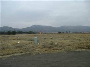 500 m² Land available in Hartbeespoort Dam