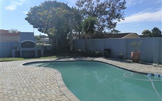 4 Bedroom House in Broadwood