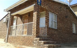 3 Bedroom House in Bombay Heights