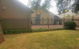 1 Bedroom Garden Cottage in Queenswood