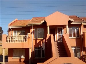 2 Bed Townhouse in Rembrandt Park