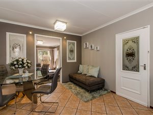 2 Bed Townhouse in Willowbrook