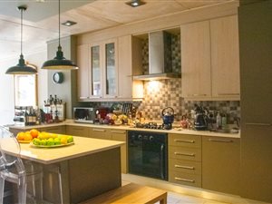 3 Bed Townhouse in Lynnwood Manor