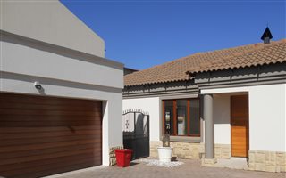 3 Bedroom House in Clearwater Estate