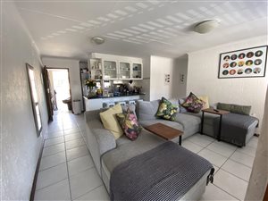 3 Bed Apartment in Bryanston West