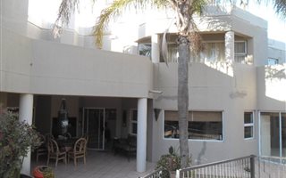 5 Bedroom House in Carlswald Estate
