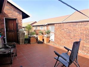 3 Bed Apartment in Westwood