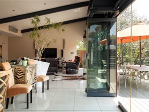 6 Bed House in Groenkloof