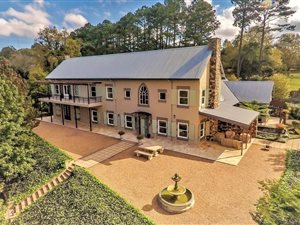 6 Bed House in Alverstone