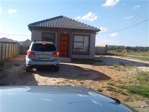 2 Bedroom House in Witpoortjie