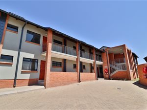 2 Bed Apartment in Six Fountains Estate